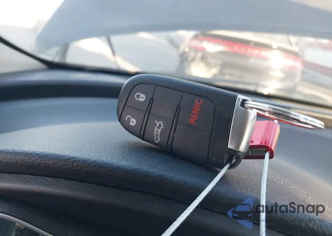 2016 Chrysler 200 Limited из США, поврежденный, VIN 1C3CCCAB7GN172212